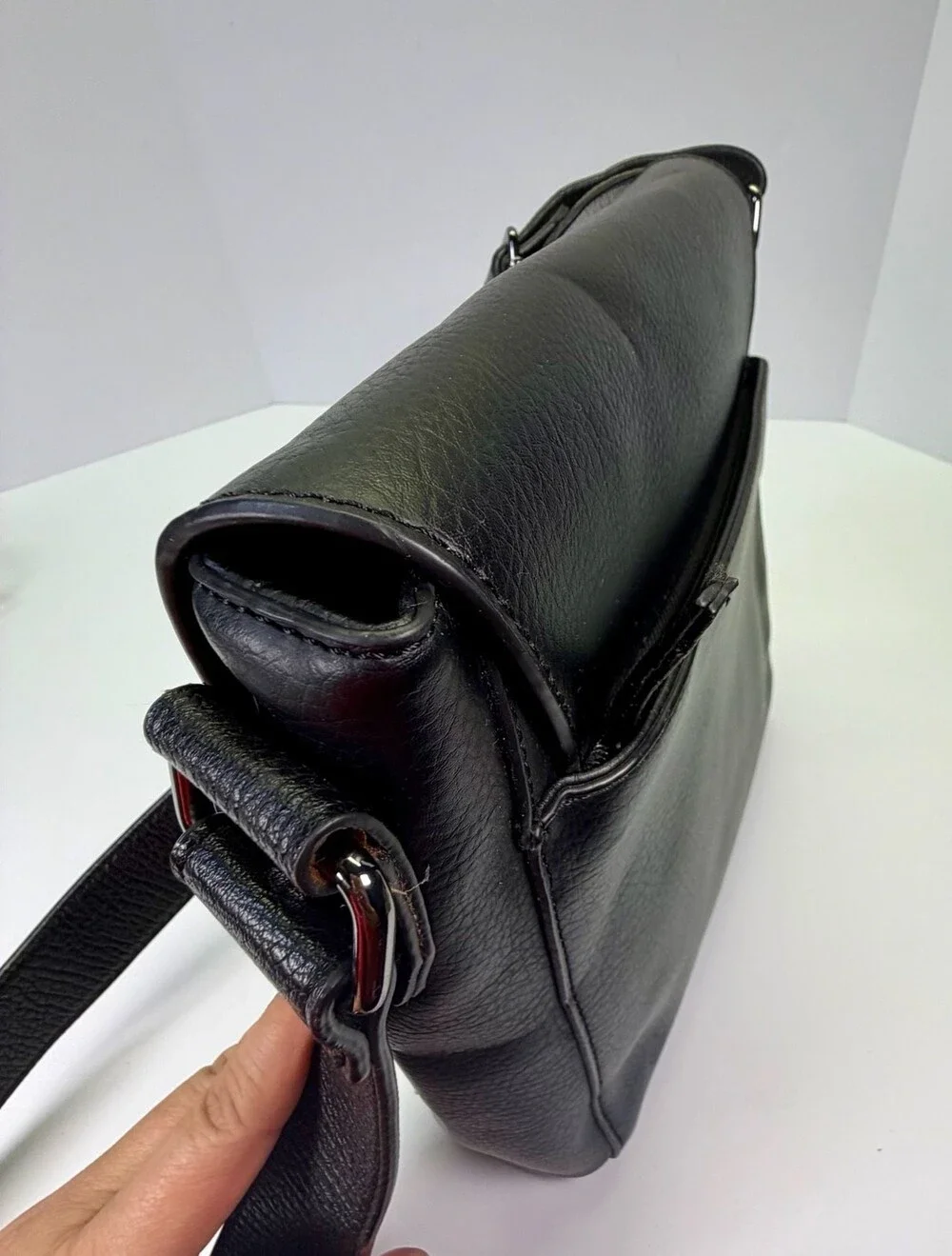 ALDO Men’s Black Pebble Grain Leather Messenger Crossbody Bag with Flap
